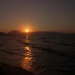 Sunset House ベッド・アンド・ブレックファスト 4*