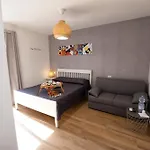 ベッド・アンド・ブレックファスト Sunset House 4*