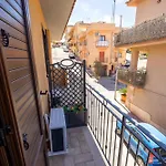 Sunset House 4*