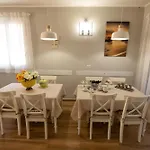 Sunset House ベッド・アンド・ブレックファスト バレストラーテ