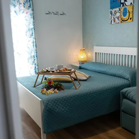 Sunset House Bed & Breakfast 4*
