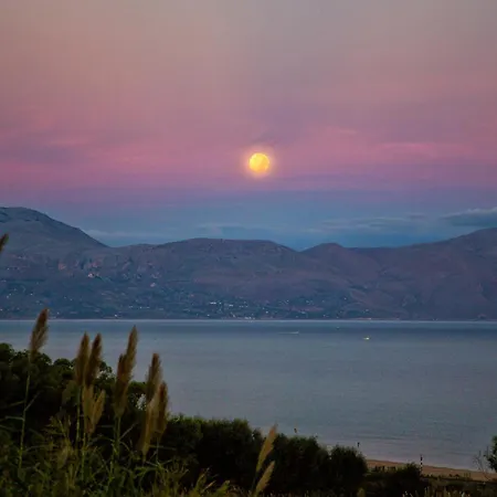 Bed & Breakfast Sunset House 4*