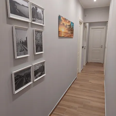 Sunset House Couette-café 4*